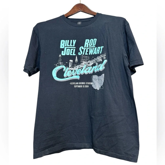 Billy Joel and Rod Stewart in Cleveland OH Concert TShirt Size L Browns Stadium - Picture 1 of 3